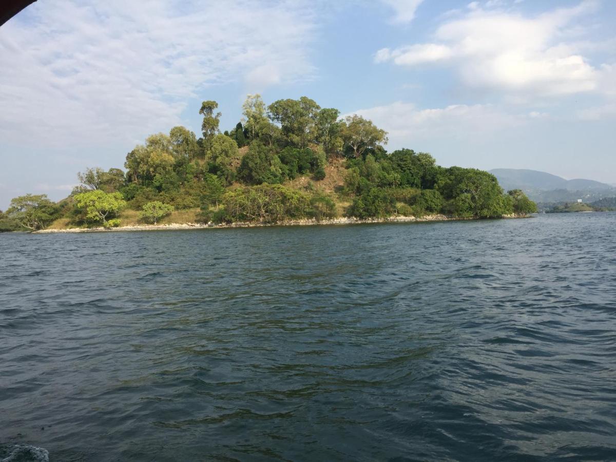 Inn On The Lake Kibuye Exterior foto